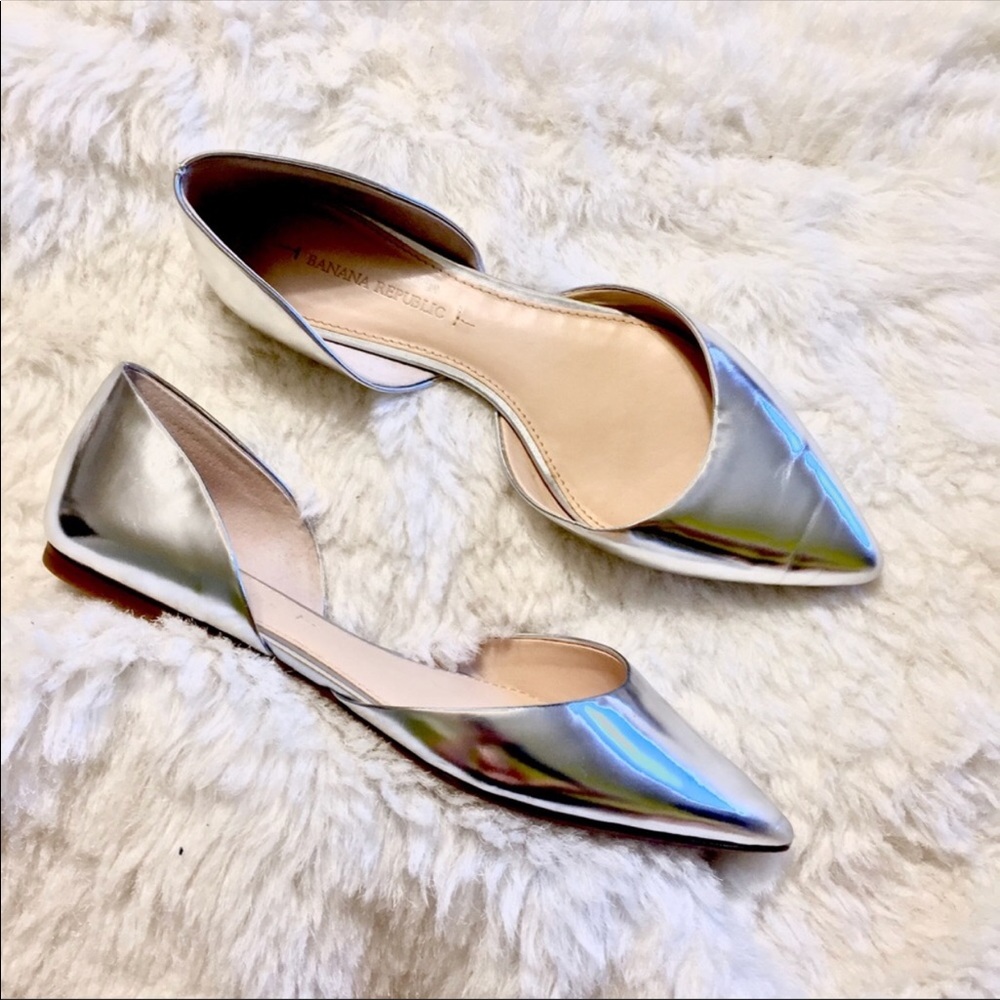 Banana Republic Silver D ‘orsay Flat